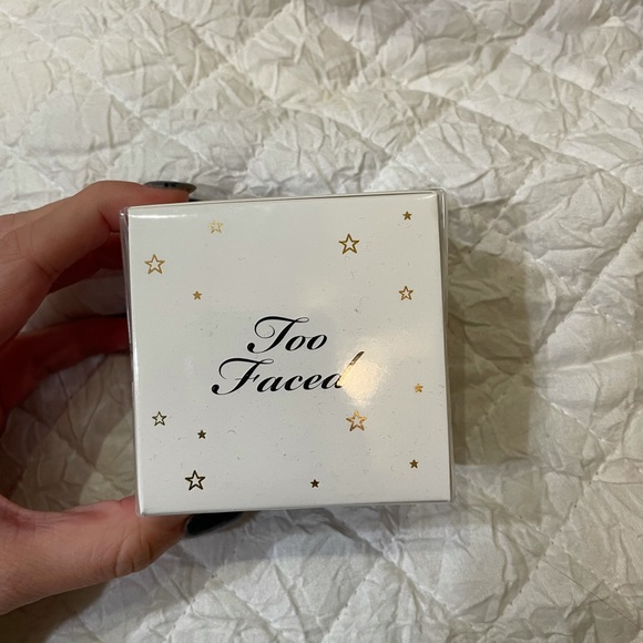 **Brand new** still sealed Too Faced overnight pillow cream - Picture 4 of 4